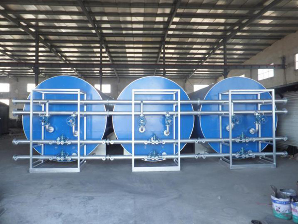 瀝青導(dǎo)熱油鍋爐實(shí)拍